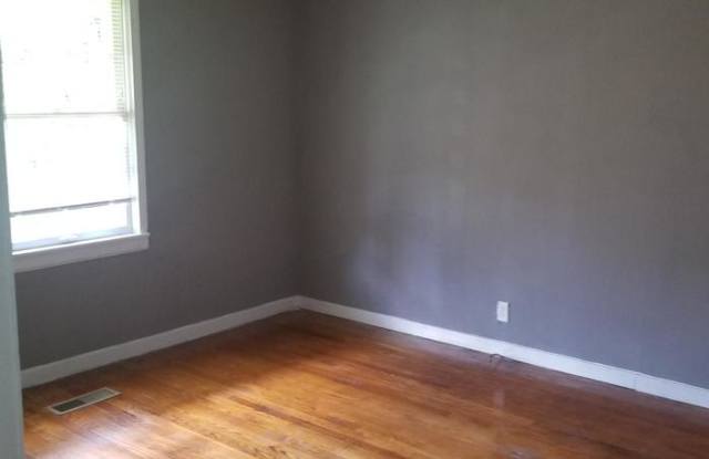 4136 49th Terrace North Gallery 4