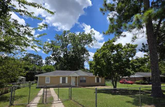 2508 Belmont Drive photos photos