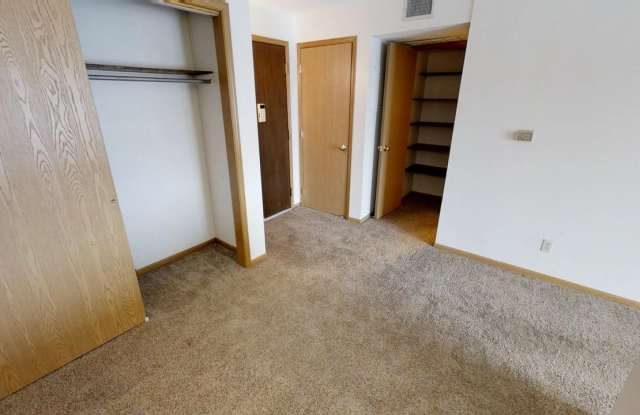 4915 Todd photos photos