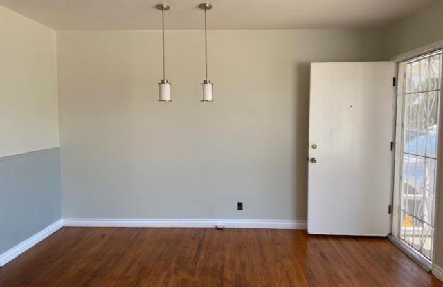 6547 Zena Drive Gallery 4