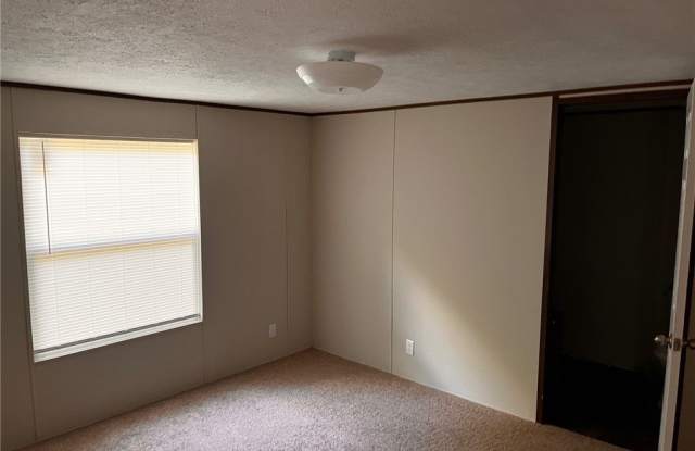 120 Starcraft Drive Gallery 4