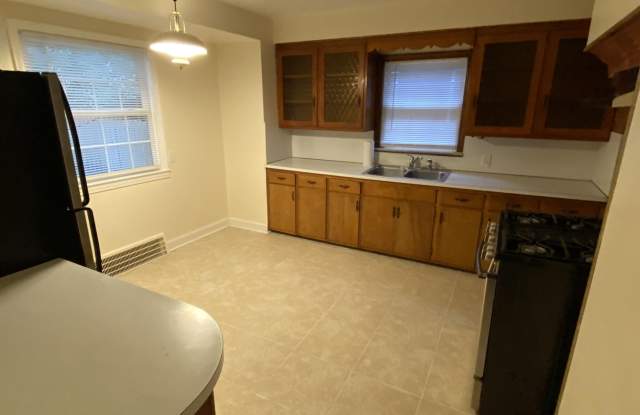 18304 Rosecliff Road Gallery 3
