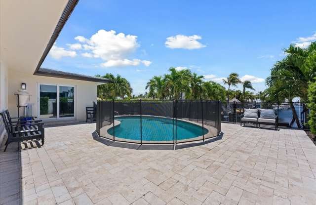 2948 NE 35th Court Gallery 4