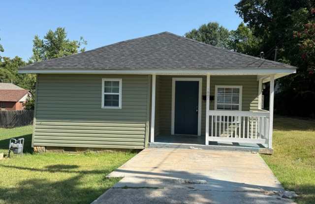 1807 Elm Street photos photos