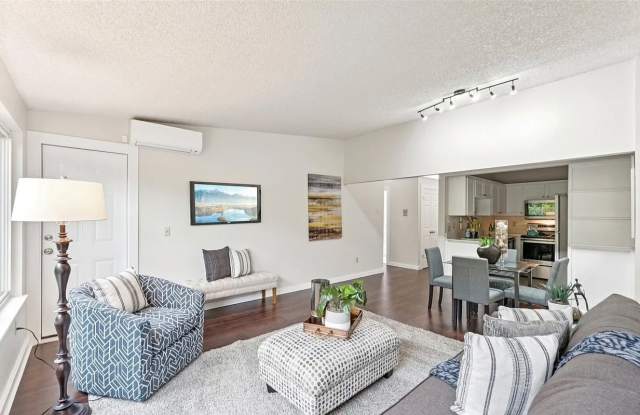12567 35th Ave NE Apt 204 Gallery 1