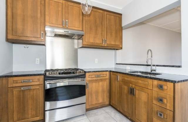 81 Main St - 81 Main Street, Newton, NJ 07860