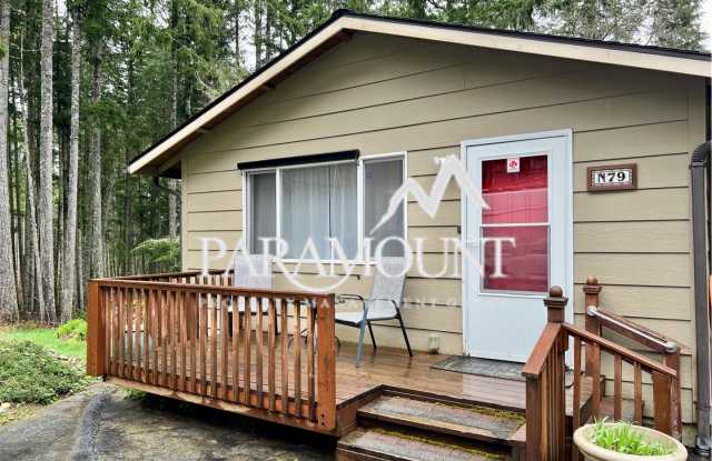 Charming Belfair Duplex Surrounded by Nature - W/S/G INCLUDED! photos photos