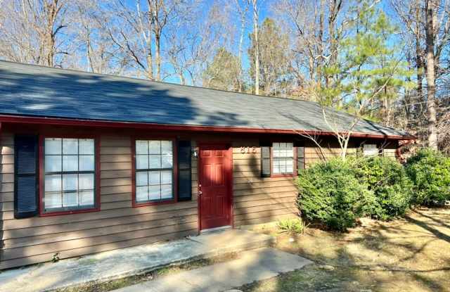 Adorable 3 Bedroom home Convenient to Downtown Durham photos photos