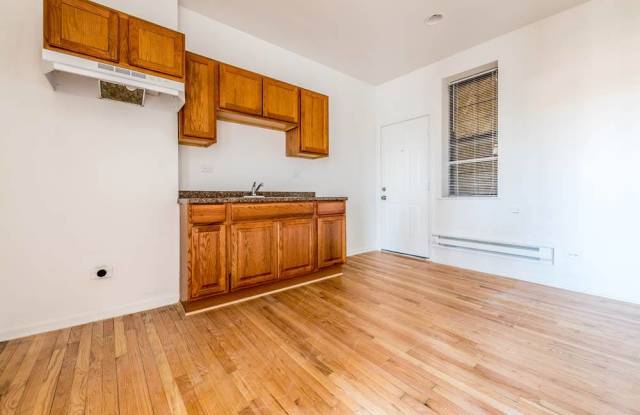 705 S Lawndale Ave photos photos