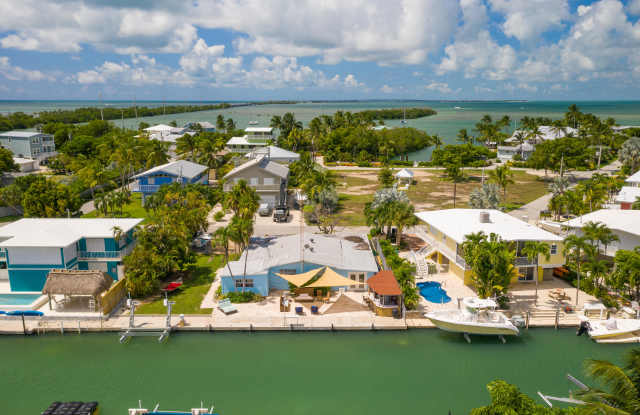 213 Tollgate Boulevard - 213 Tollgate Boulevard, Islamorada, Village of Islands, FL 33036