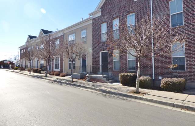 Great 3 Bd 2.5 Bath Townhome - 4782 Huntly Drive, Murray, UT 84107