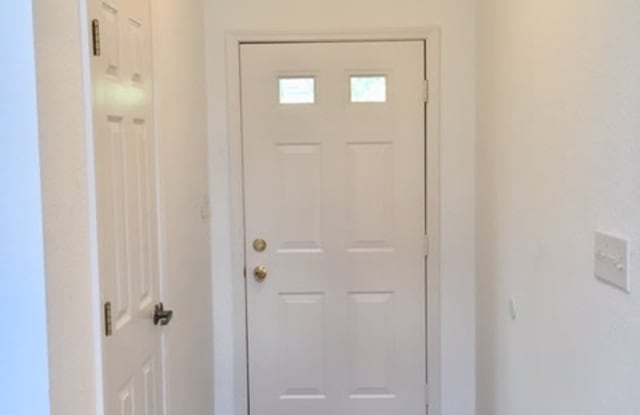 7252 Woodmill Court Gallery 4