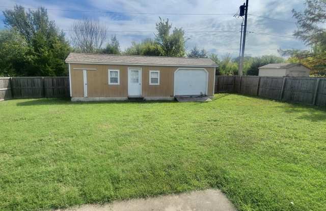 1605 Brewster Lane Gallery 4