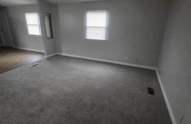 2524 Commonwealth Drive Gallery 2