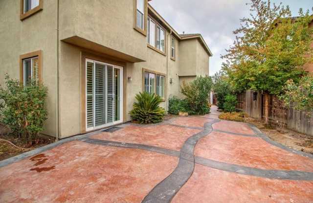 30 Sheen Ct, Sacramento, CA 95835 Rent: $2,850/month | Security Deposit: $2,850 photos photos