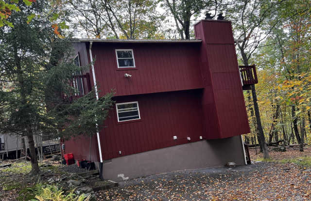 124 Saunders Drive photos photos