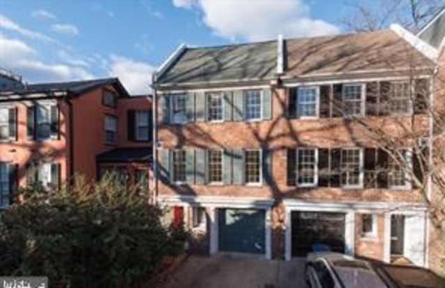 3057 Q STREET NW - 3057 Q Street Northwest, Washington, DC 20007