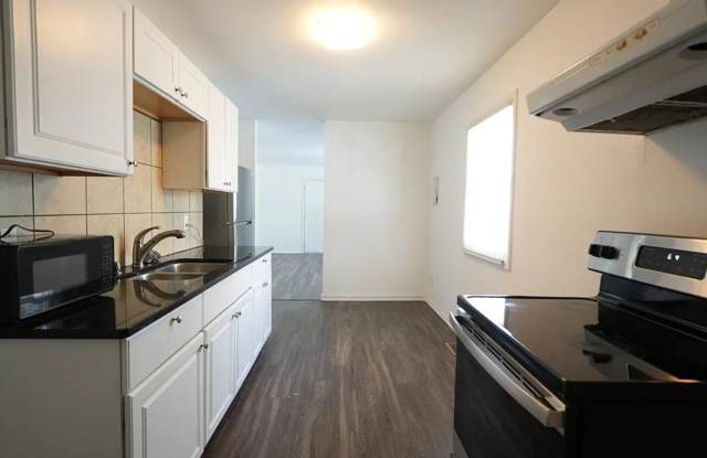 Coming Soon! 3 BR/1BA | Renovated Single Family Home | Private Parking | Washer/Dryer Included! photos photos