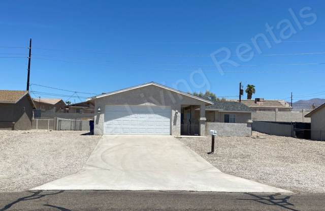 SPACIOUS NORTHSIDE GEM Gallery 1