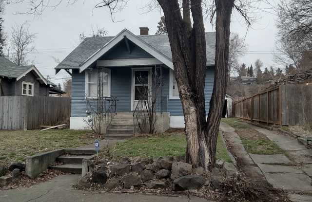 2110 W Cleveland Ave photos photos