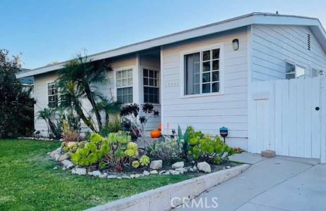 19311 South Inglewood Avenue Gallery 1