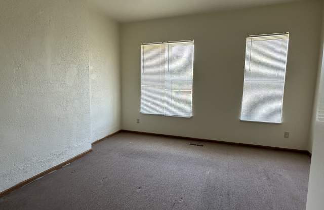5333 Patton Avenue Gallery 4