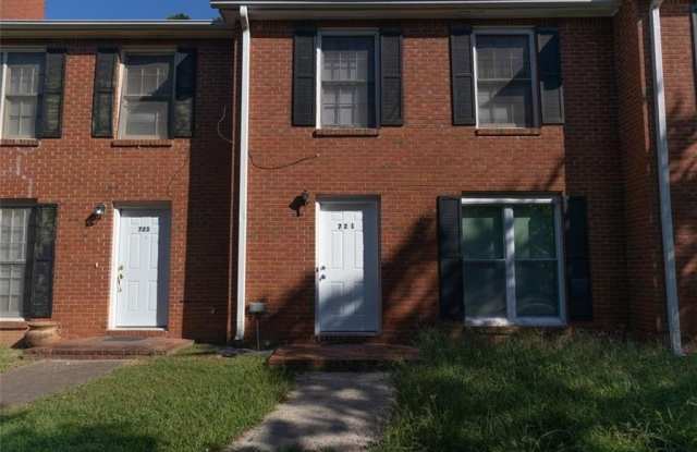 721 Redland Drive photos photos