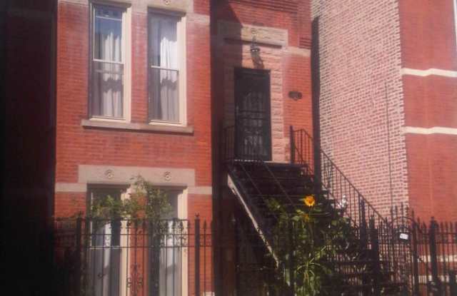 1012 S Oakley Boulevard - 1012 South Oakley Boulevard, Chicago, IL 60612