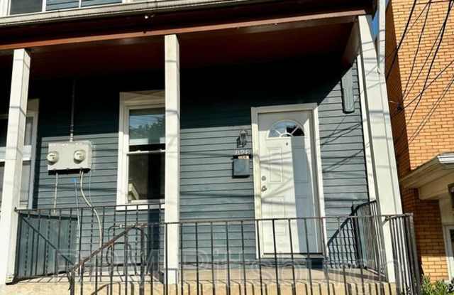 826 Walbridge St photos photos