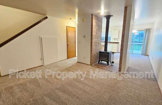 1334 NE Jasmine Lane - 1334 Northeast Jasmine Lane, Tracyton, WA 98311