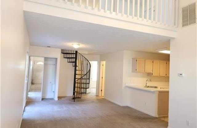 2722 Highland Ridge NW Gallery 3