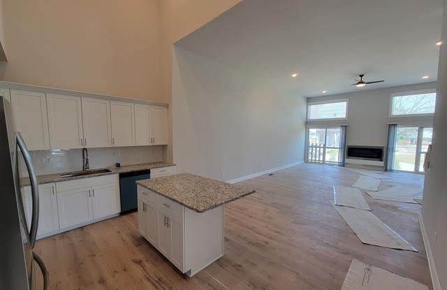 4244 NAVIN FIELD Lane Gallery 4