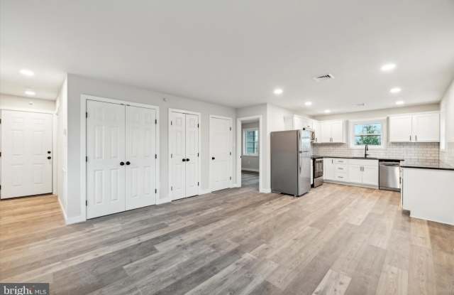 908 E BALTIMORE PIKE photos photos