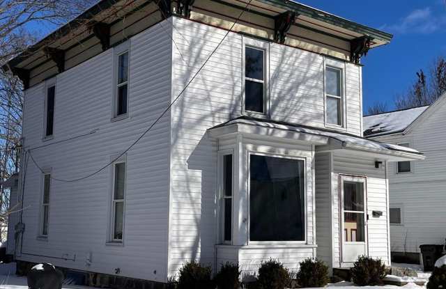 246 Mill Street - 246 Mill Street, Big Rapids, MI 49307 246 Mill Street - 246 Mill Street, Big Rapids, MI 49307