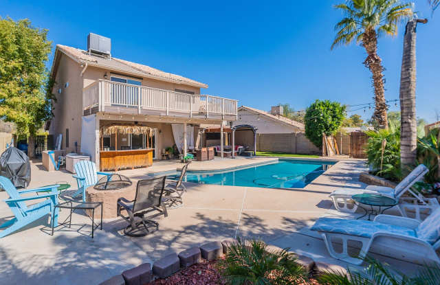 FURNISHED 2 Bedrooms plus den/loft  Private Pool photos photos