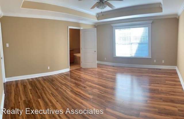 913 Thunder Creek Drive Gallery 4