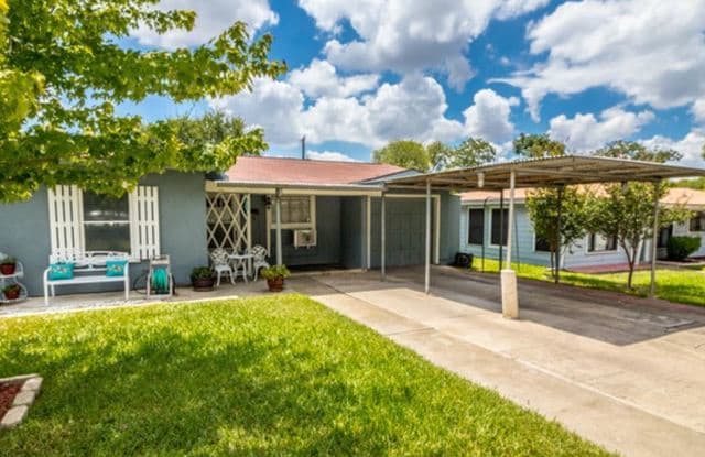430 LAURELWOOD DR - 430 Laurelwood Drive, San Antonio, TX 78213