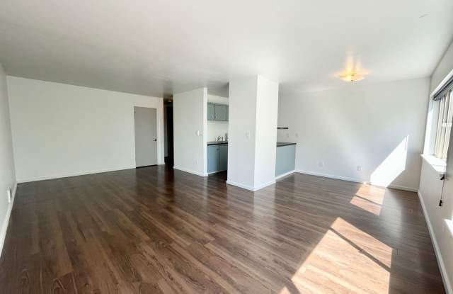 Bayview Apartments Gallery 3