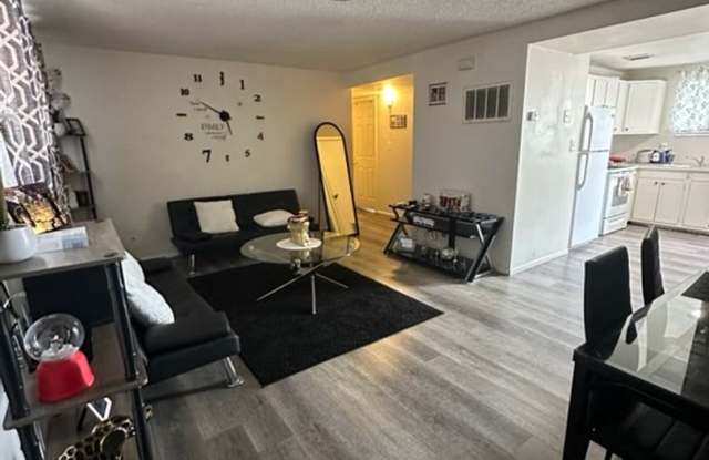 2 bed 1 bath Orem Apartment--Close to UVU and BYU photos photos