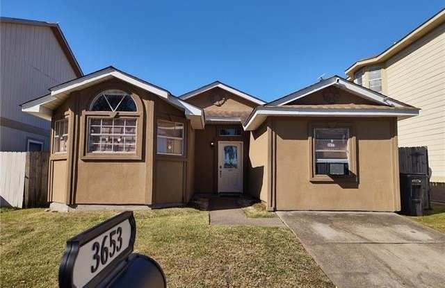 3653 TIMBER BLUFF Lane photos photos