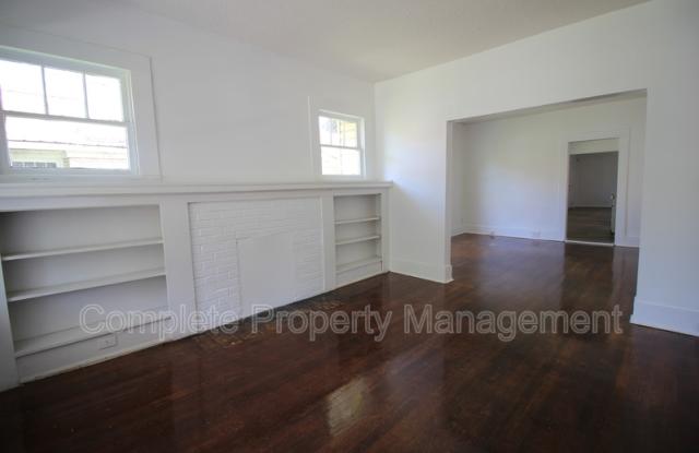 2744 Pike Road Gallery 3
