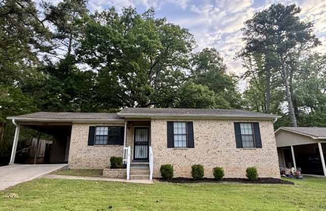 8208 W 24th St - 8208 West 24th Street, Little Rock, AR 72204 8208 W 24th St - 8208 West 24th Street, Little Rock, AR 72204