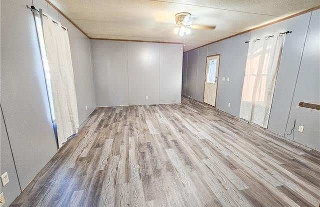 15569 E HOFFMAN Road Gallery 2