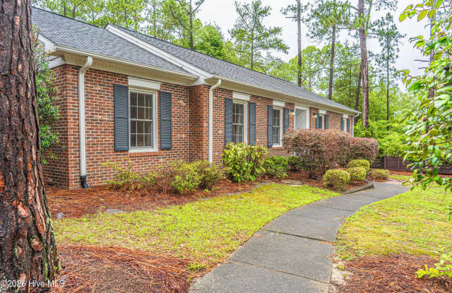 120 Fox Hunt Lane Gallery 2