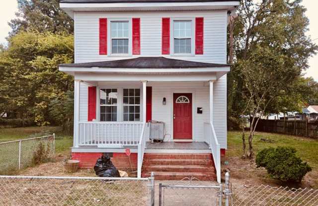 Beautifully Renovated 4bdrm/2bth Home Located in Richmond's Southside!! photos photos Beautifully Renovated 4bdrm/2bth Home Located in Richmond's Southside!! photos photos