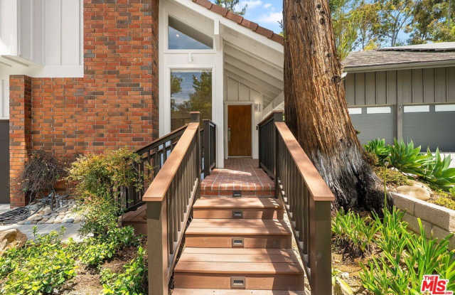 10311 Clusterberry Ct Gallery 2