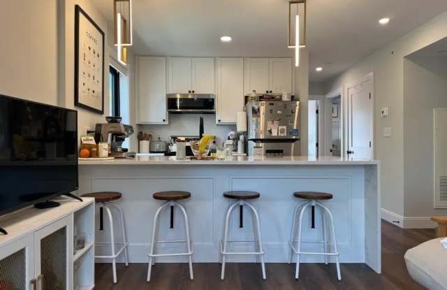 35 Hunnewell St. photos photos