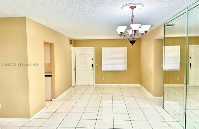 2500 SW 81st Ave photos photos