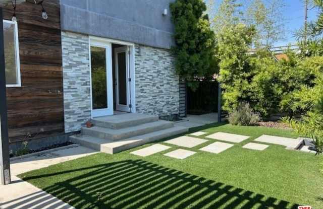 653 SUNSET AVE photos photos