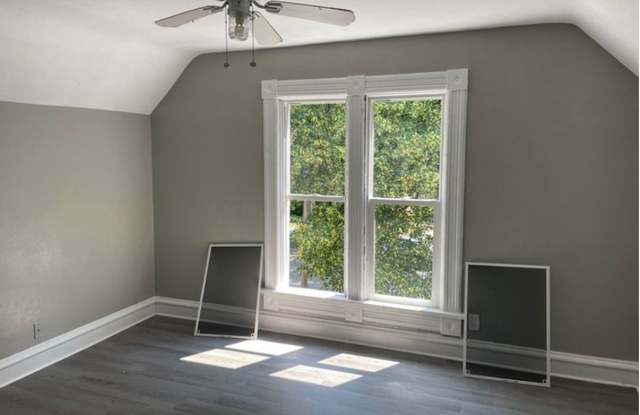 1328 Evelyn St photos photos